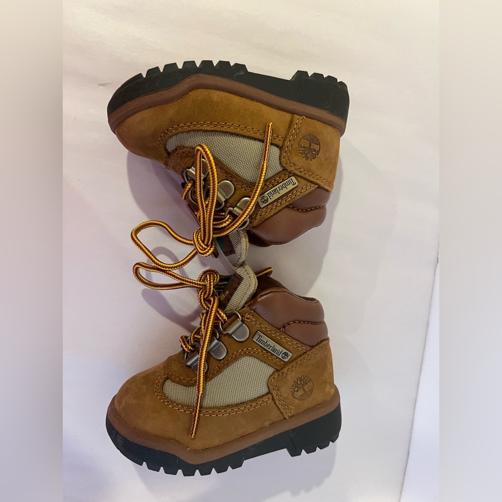 Timberland Baby Toddlers Field Leather Boots  Medium Brown size 4